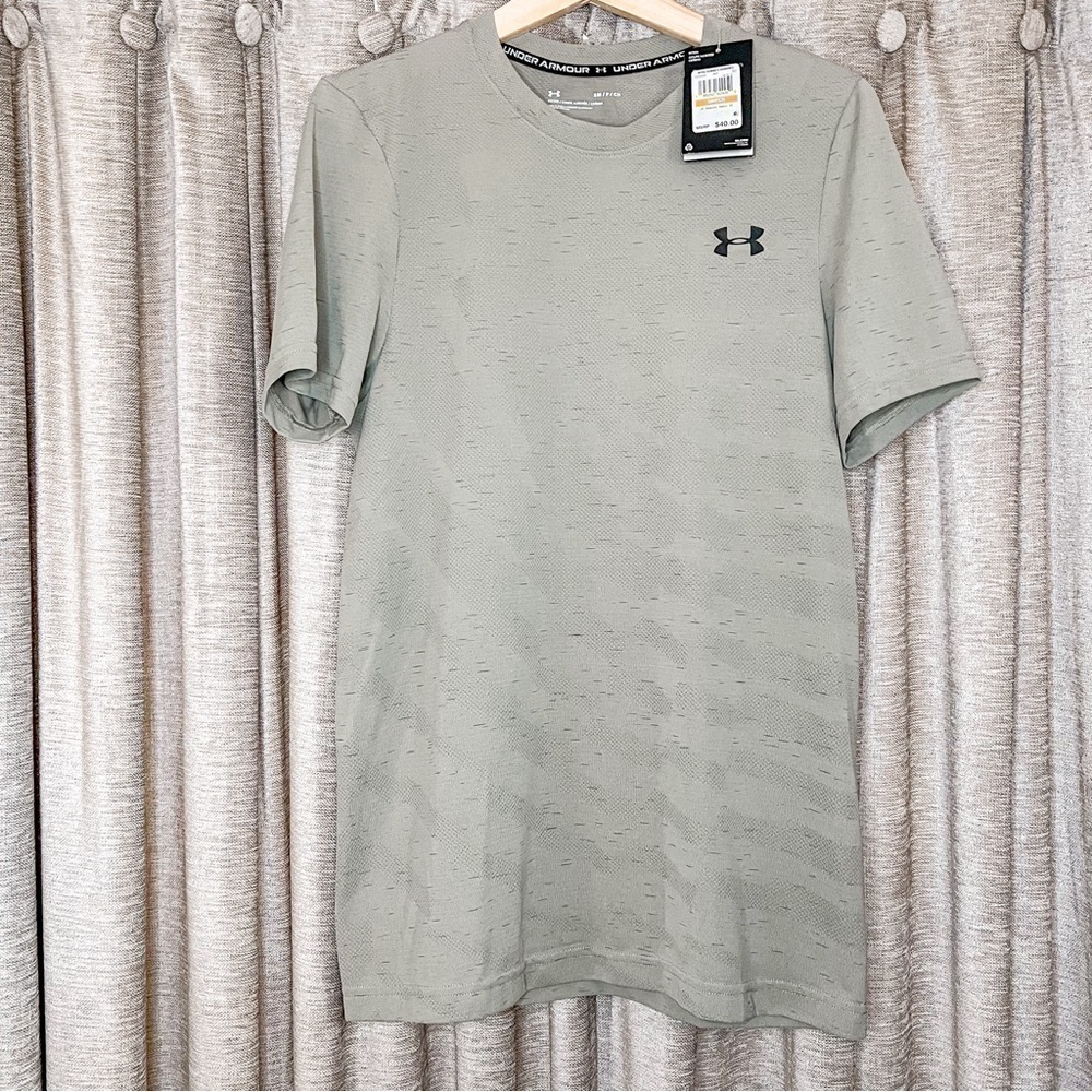 NWT Mens Under Armour Green Grey Seamless Radial Short Sleeve In Size Small